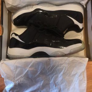 Jordan 11 low Infared